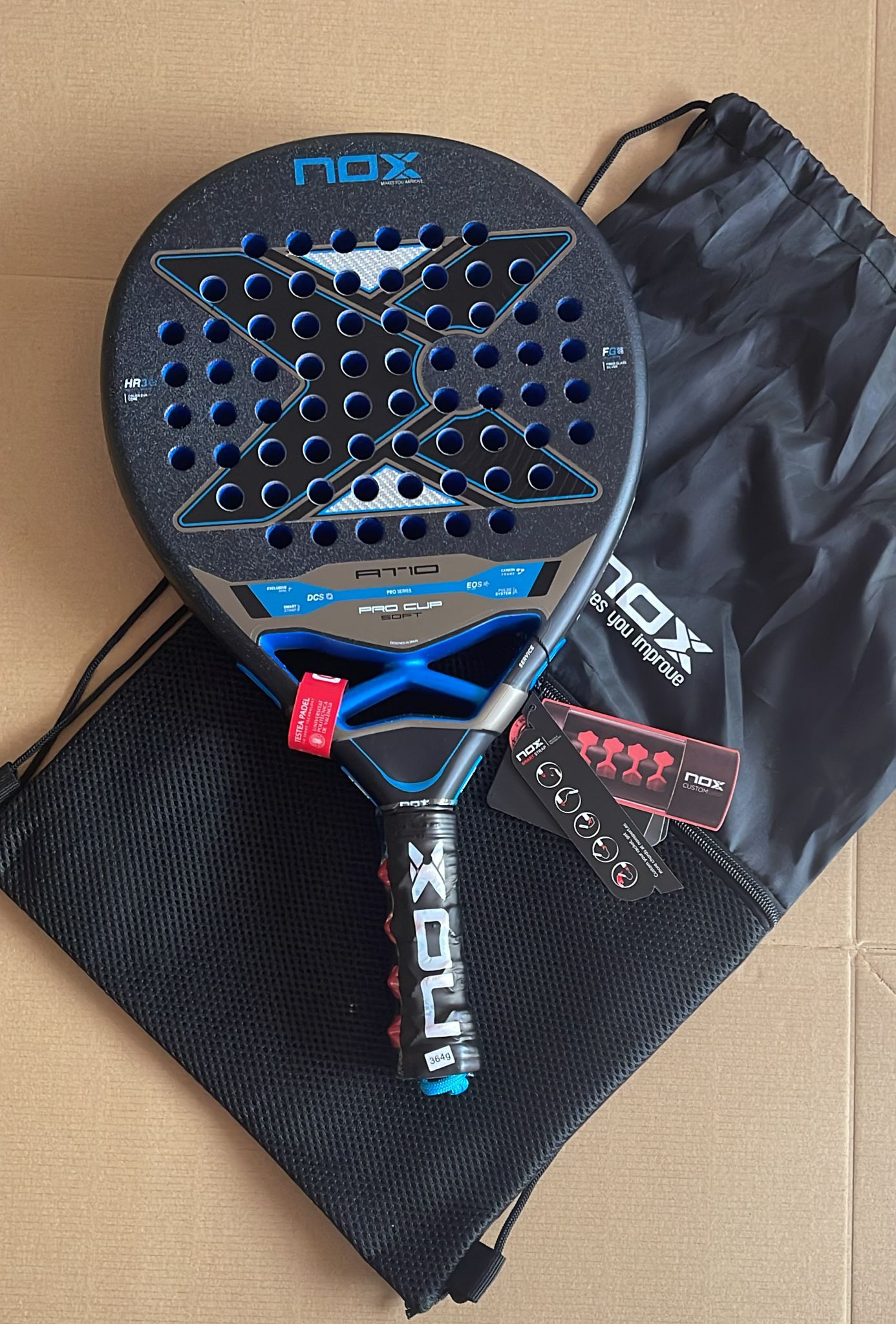 Pala Nox AT10 Pro Cup Soft 2026 Agustin Tapia